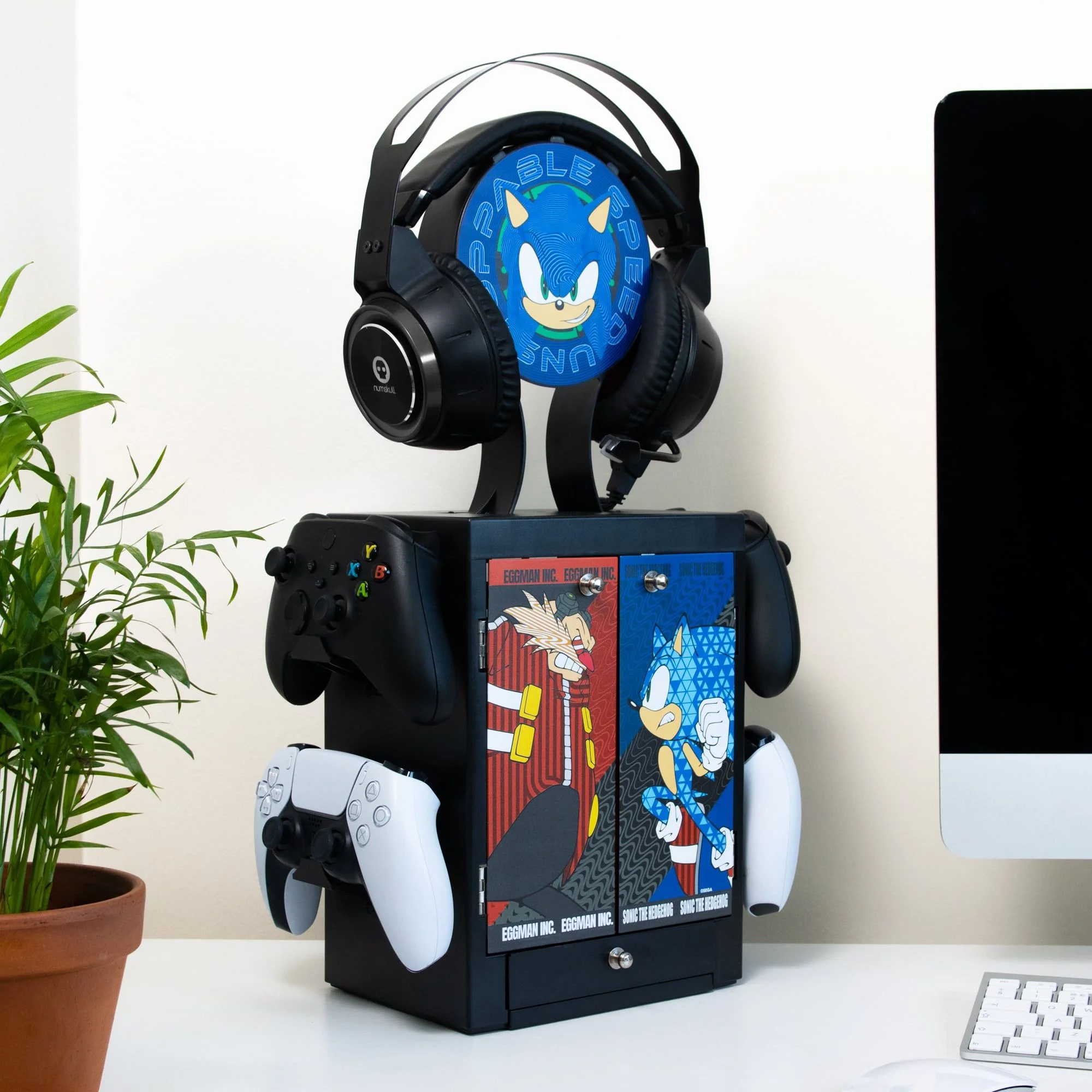 Numskull - SEGA - Officiele Sonic the Hedgehog Luxe Gaming Opbergtoren voor 4 Controllers - 10 Games - Koptelefoon