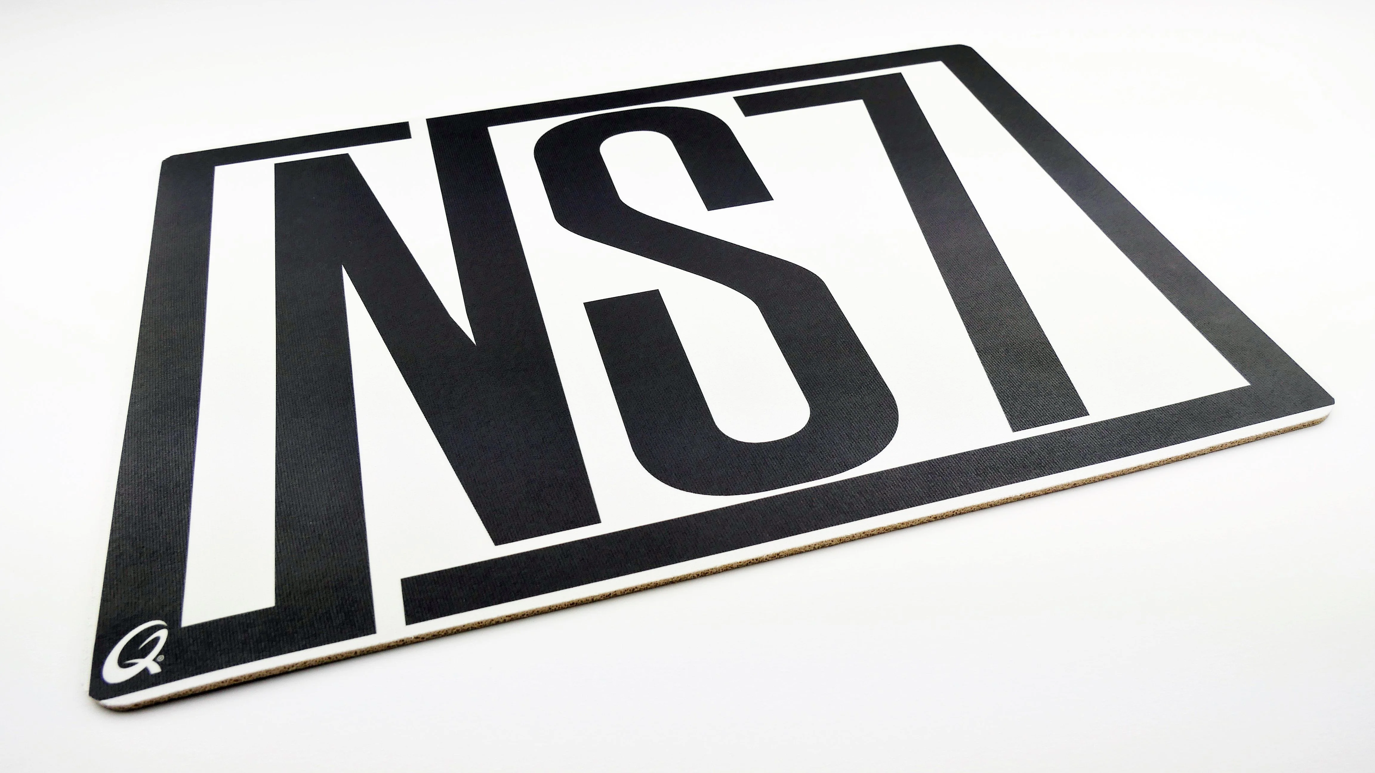 QPAD - CT Collector NS7 Gaming Muismat