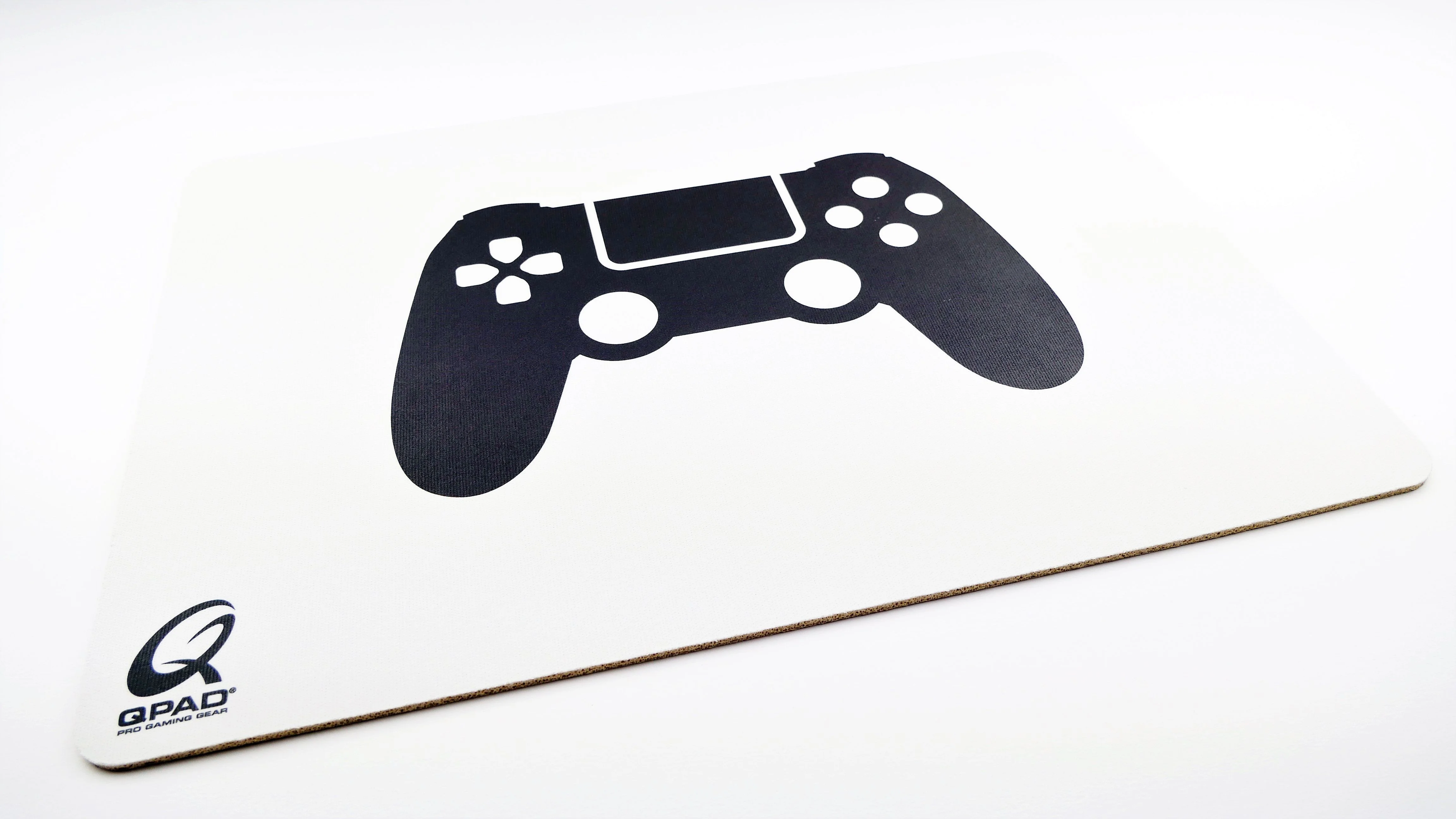 QPAD - CT Collector Gamepad Gaming Muismat