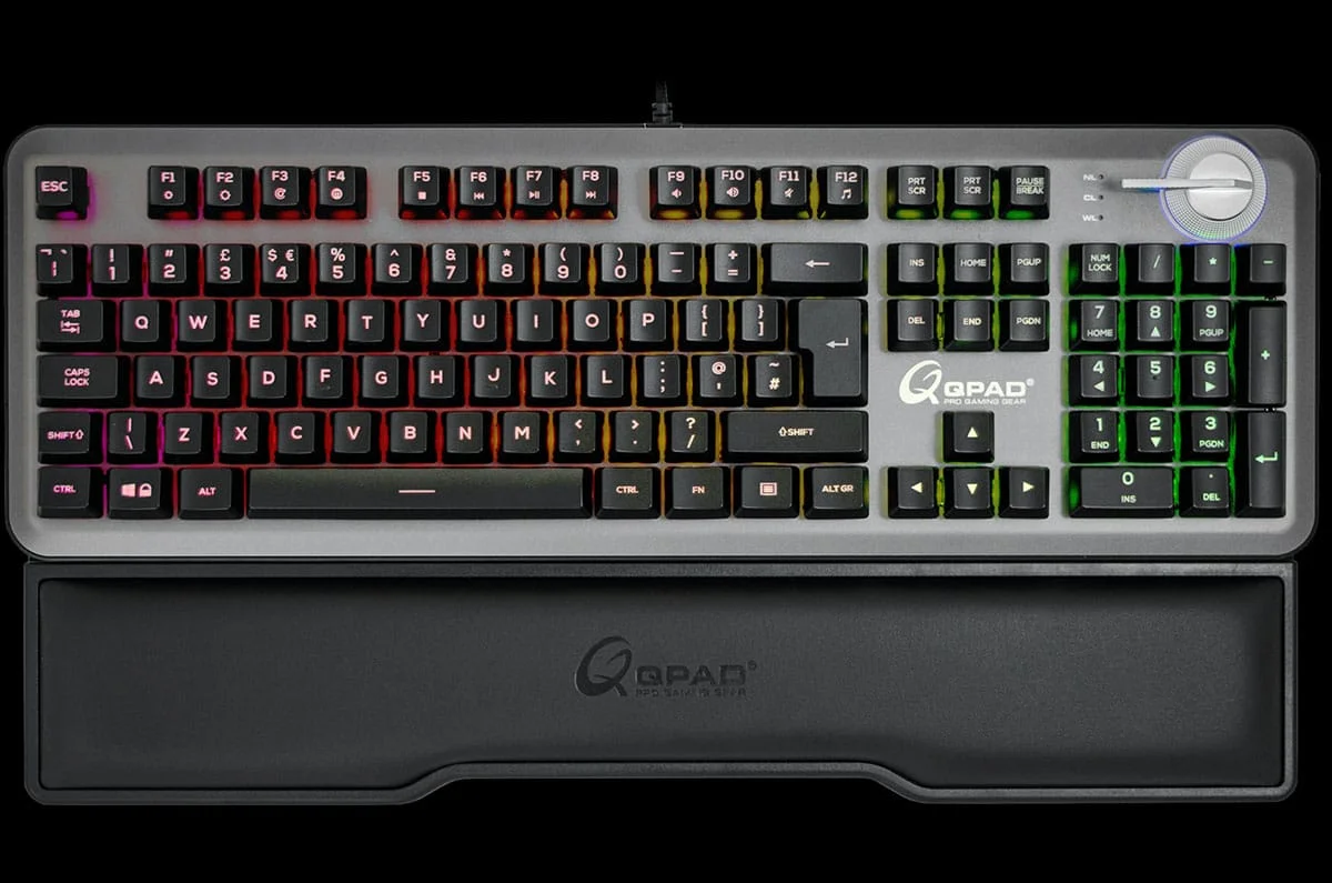 QPAD - MK95 Pro Gaming Mechanisch Toetsenbord met Schakelbaar Optisch Switches  en RGB-achtergrondverlichting - Qwerty US thumbnail